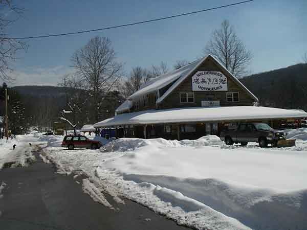ohiopyle store with snow piles