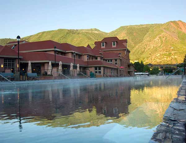Colorado Road Bike lodging Glenwood Springs Hotsprings Pool