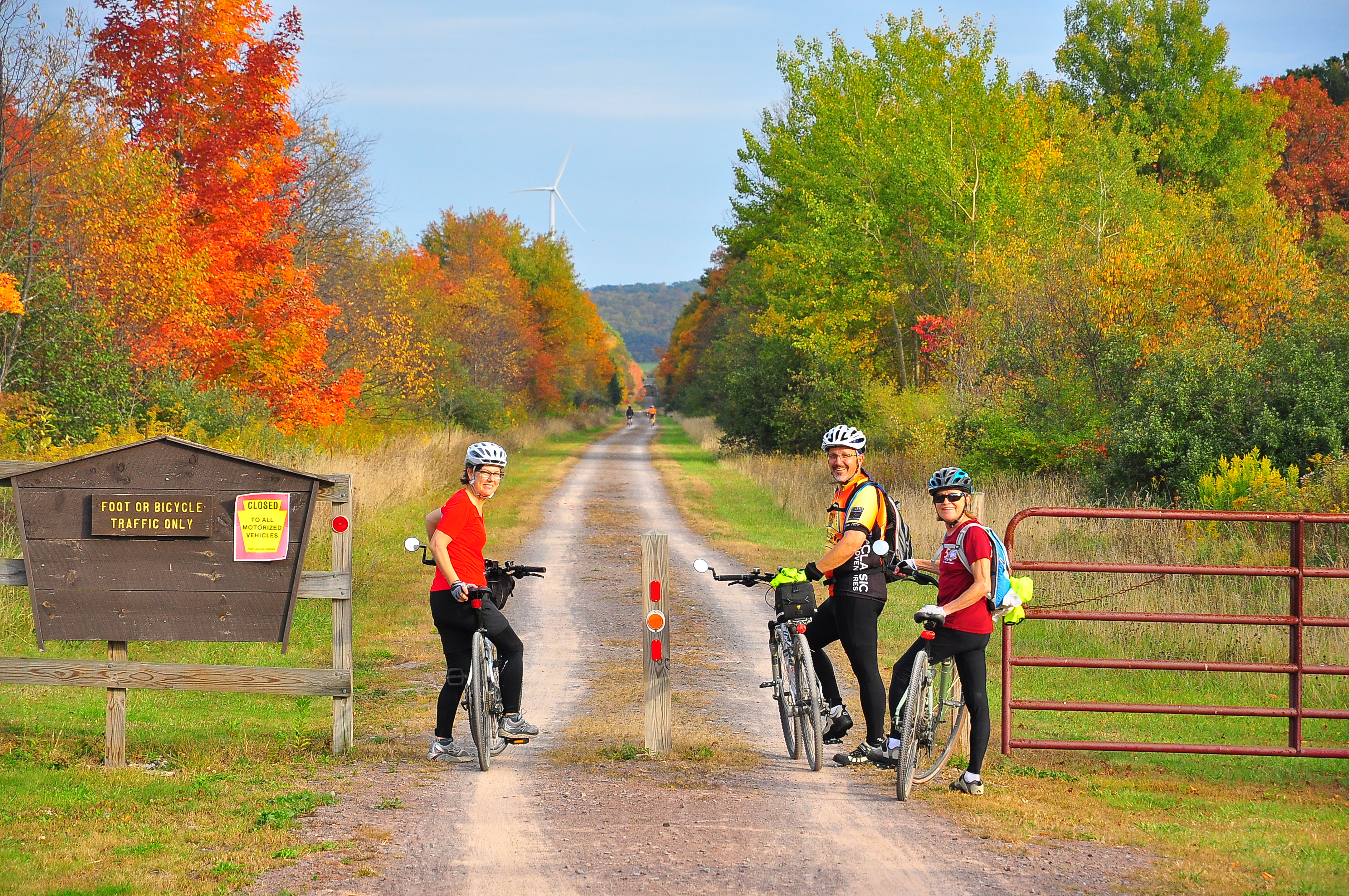 riding tours bikes