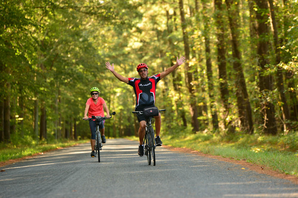 Bikers enjoy Maryland's Chesapeake Bay during a fall bike tour.